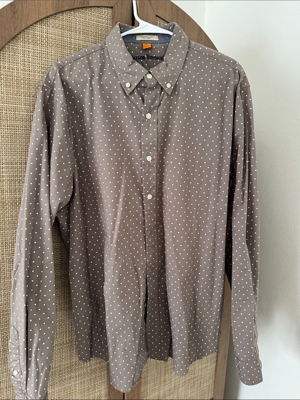 Tailor Vintage Connecticut Originals Men’s XL Taupe Polka Dot Button Down Shirt